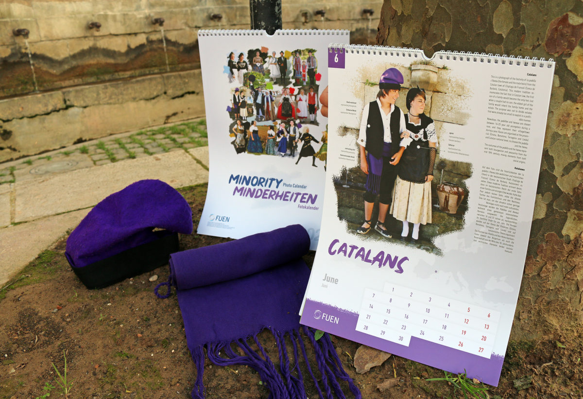 Les pubilles i hereus de l’Espluga representen Catalunya al calendari de les minories culturals d’Europa