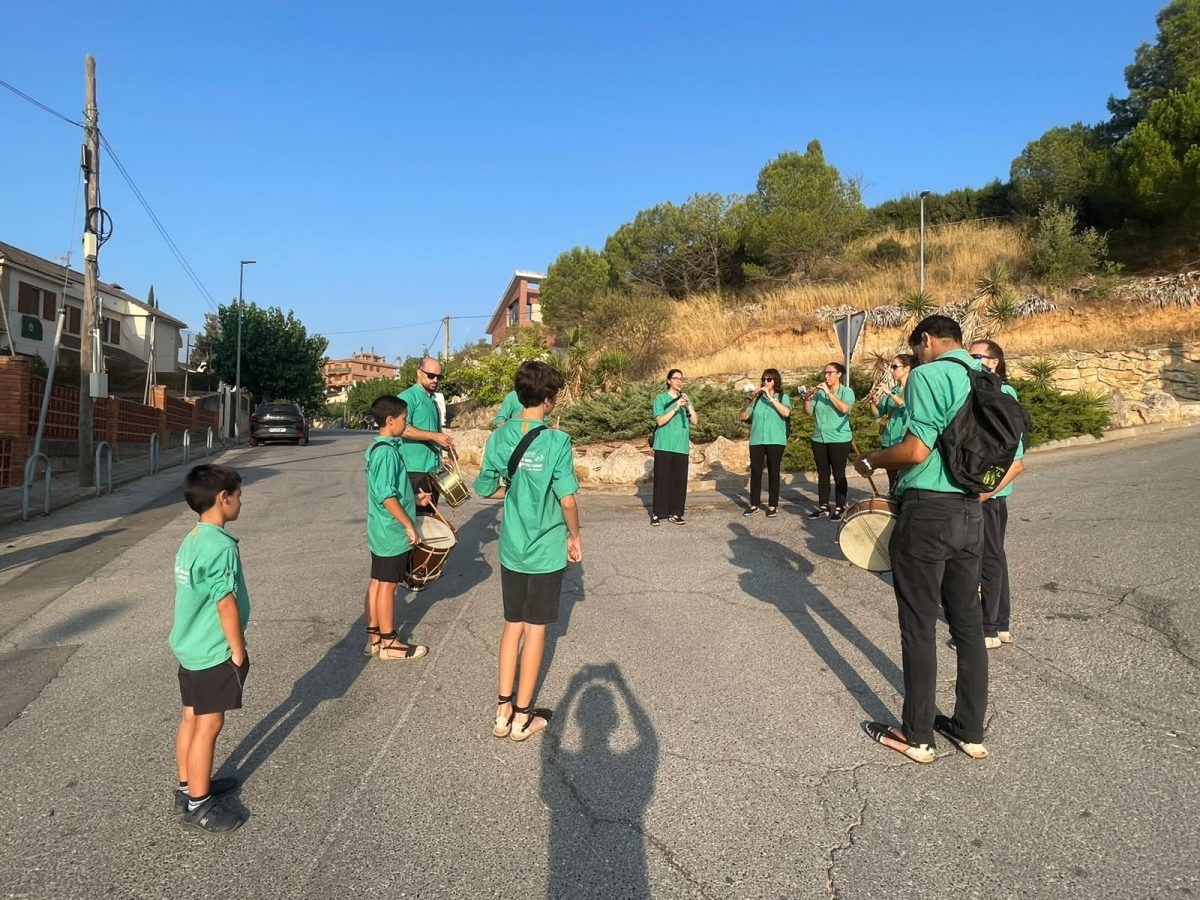 Les Matinades dels Grallers visiten la Urbanització Carreras i el centre històric